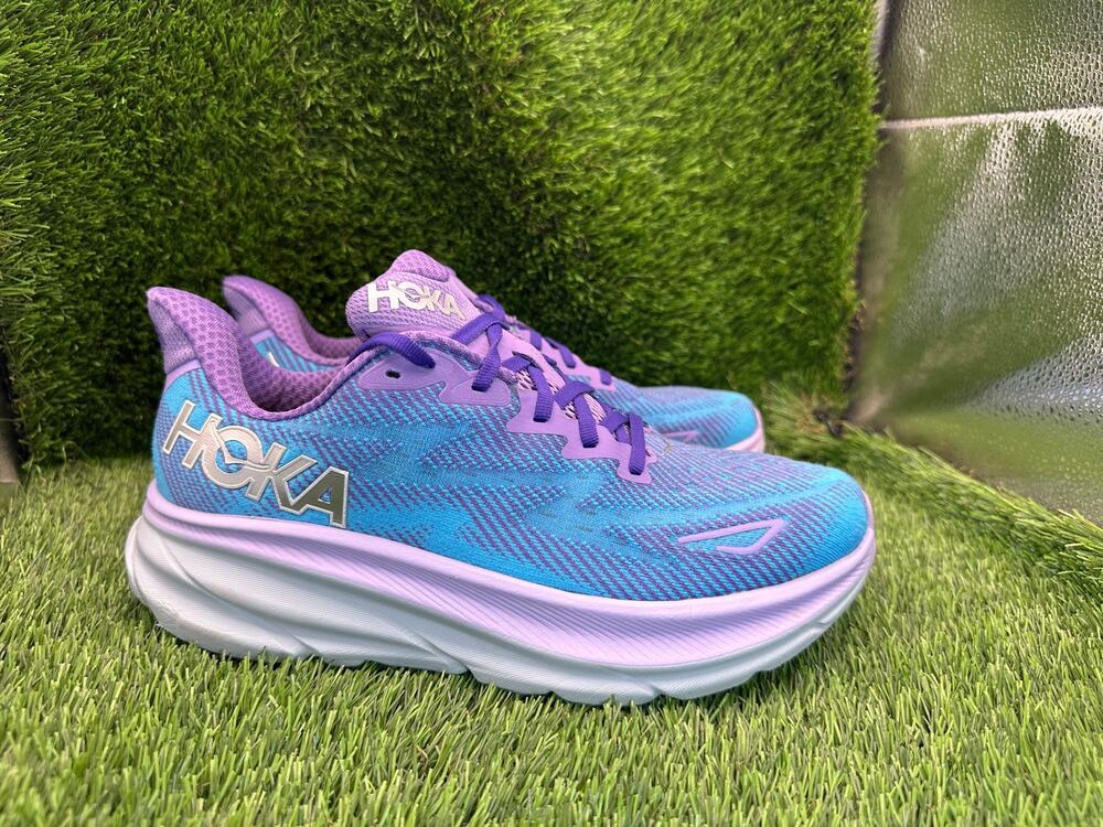 Hoka One One Clifton 9 1127896-CVPL Athletic Sneaker Womens 8.5B Purple Knit Gym